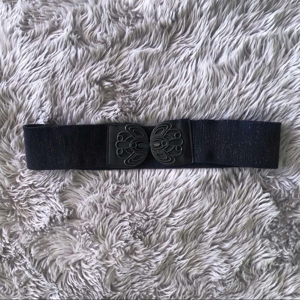 Black and gold belt - Picture 4 of 4